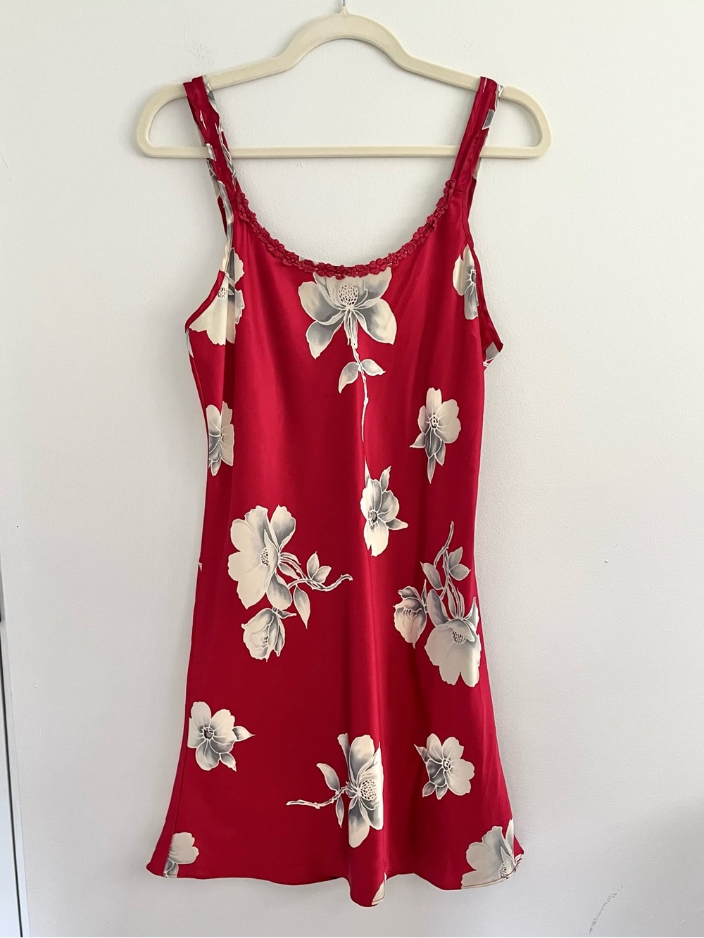 Vintage California Dynasty Red Floral Y2K 90’s Mini Cami Slip Dress Satin Small